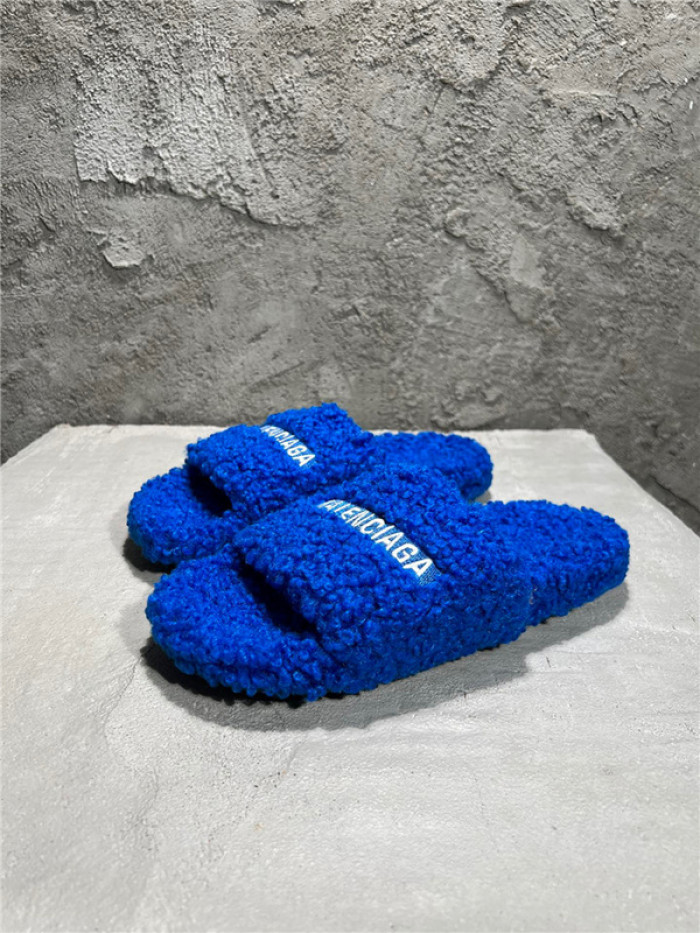 BLCG SLIPPERS