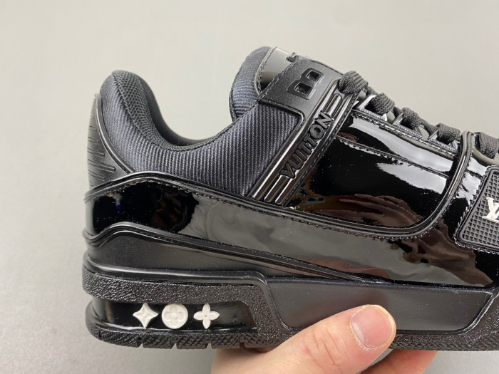 LV SNEAKER LOW FOR-LV92