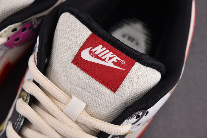 Nike Dunk SB Low SE”Paris“ 308270-111