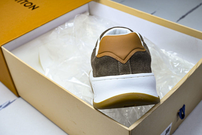 LV SNEAKER  FOR-LV403