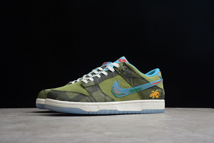 Nike SB DUNK LOW SIEMPRE FAMILIA GREEN/BLUE/CYAN DO2160-335