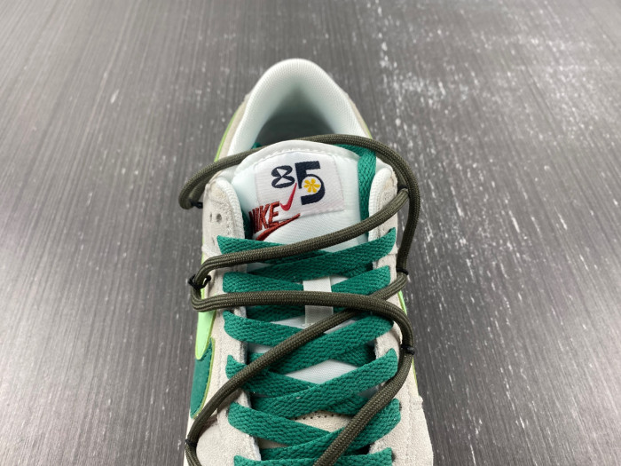 Nike Dunk Low SE 85 DO9457 100