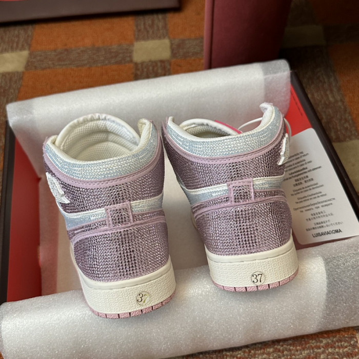 AIR JORDAN 1 RETRO  AJ-02