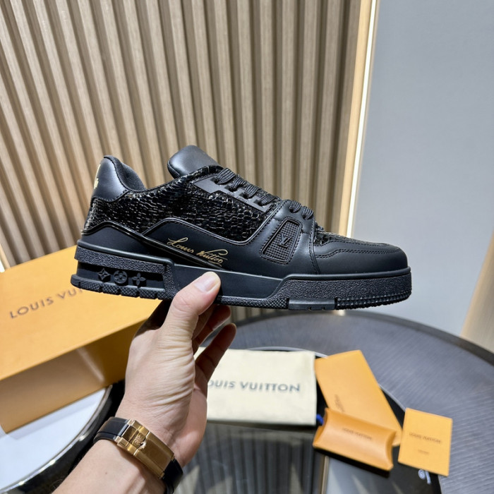 LV SNEAKER LOW FOR-LV203