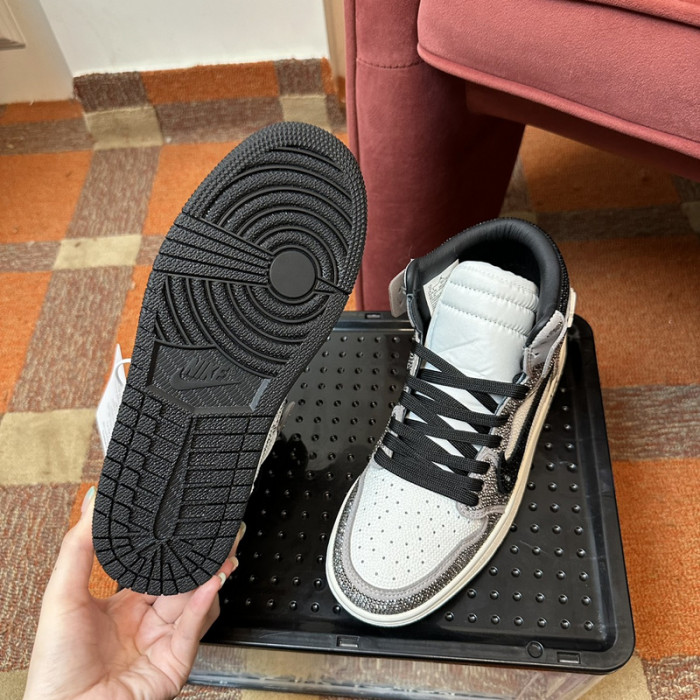 AIR JORDAN 1 RETRO  AJ-28