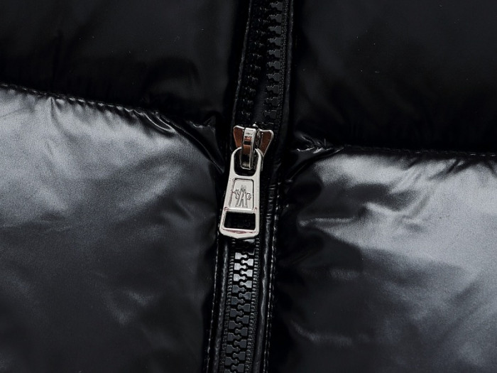 CLOTHES M0NCLER  MC03