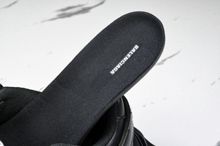 BLCG  CARGO WVCOLT 1000