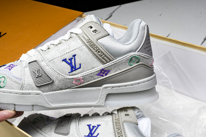 LV SNEAKER LOW FOR-LV223