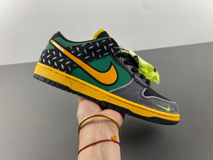 Nike Dunk Low “What The Ducks Of A Feather”  HV1454-001