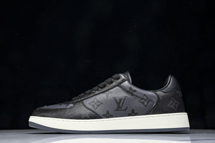LV SNEAKER  FOR-LV310