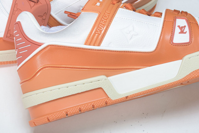 LV SNEAKER LOW YEE-005