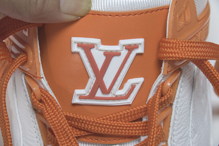 LV SNEAKER LOW YEE-005