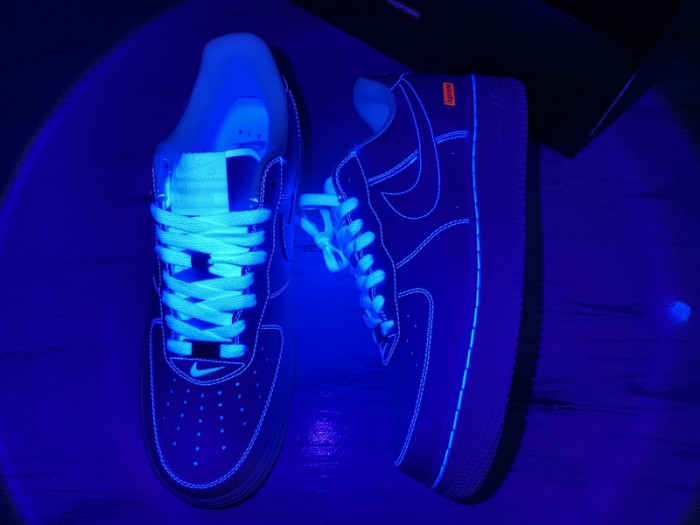 Supreme x Nike Air Force 1 CU9225-100