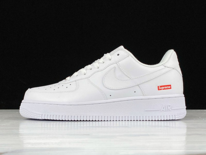 Supreme x Nike Air Force 1 CU9225-100