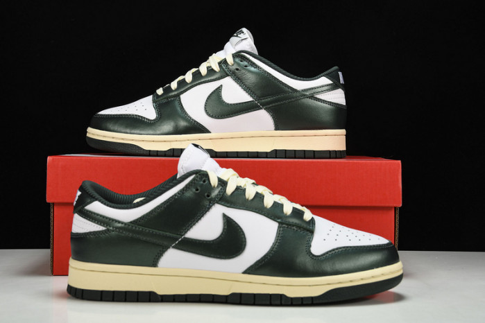 Nike Dunk Low “Vintage Green” DQ8580-100