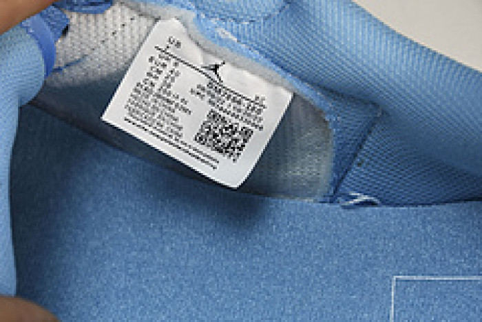 AIR JORDAN 1RETRO HIGH OGD    M7866 180