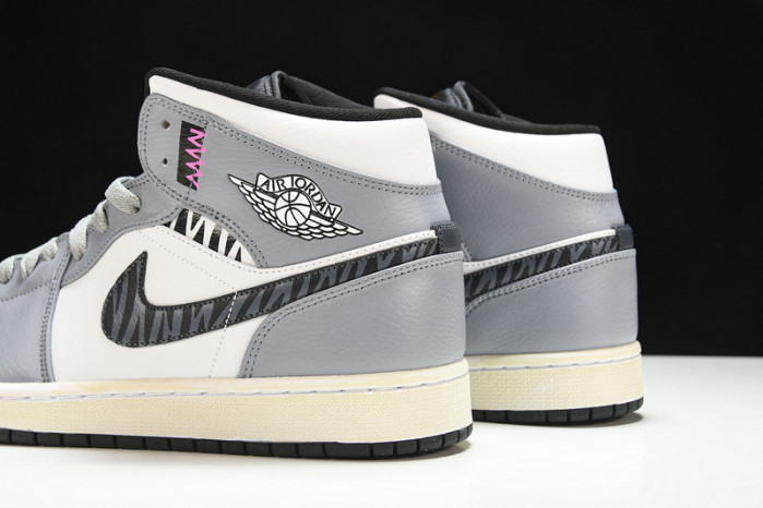 AIR JORDAN 1 Mid  554724-170