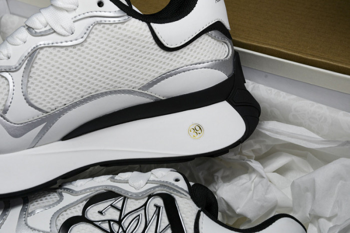 MQ Sprint Runner Sneakers