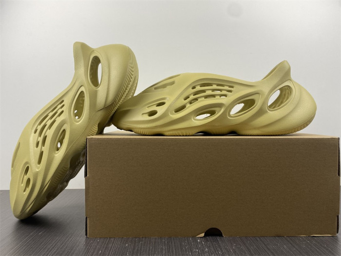 Yeezy Foam Runner  GV6775