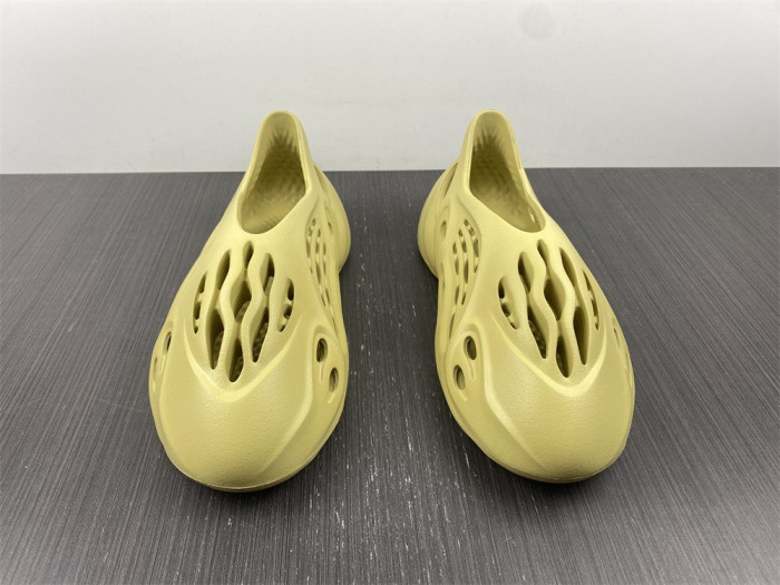 Yeezy Foam Runner  GV6775
