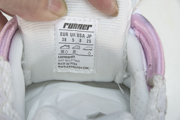 BLCG RUNNER   677402-W3RB3-9059