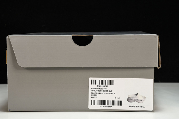 BLCG POOL CROCS  SLIDES W1S8E-9000