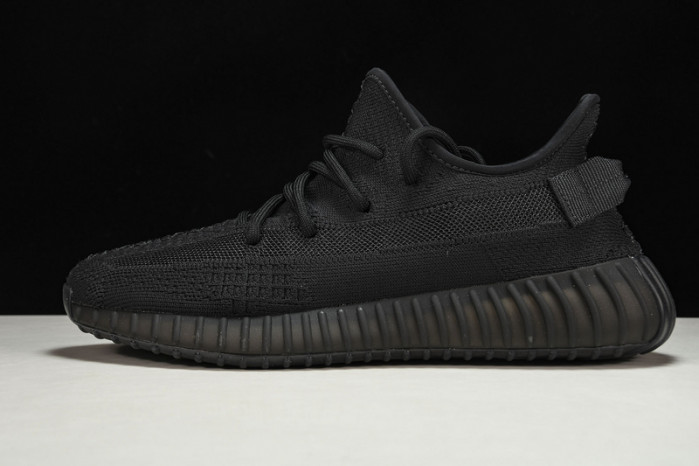 Yeezy Boost 350 V2 Cinder “Onyx” HQ4540