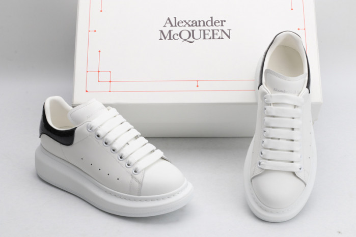 MQ Sneakers