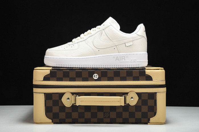 Nike Air Force 1 LV 3369-100