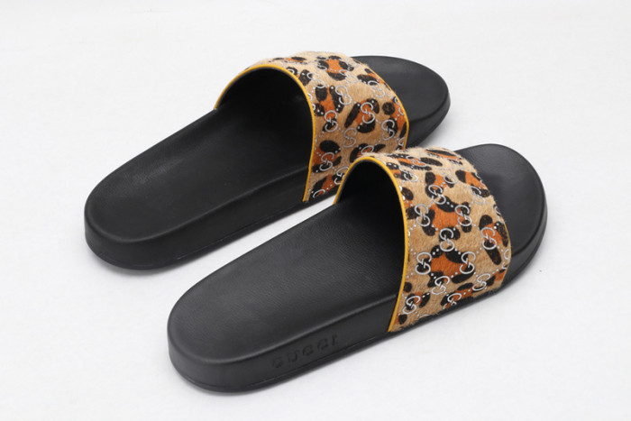 GUCC SLIPPERS leopard print