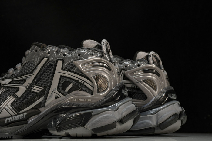 BLCG RUNNER  677403 W3RBR 151547