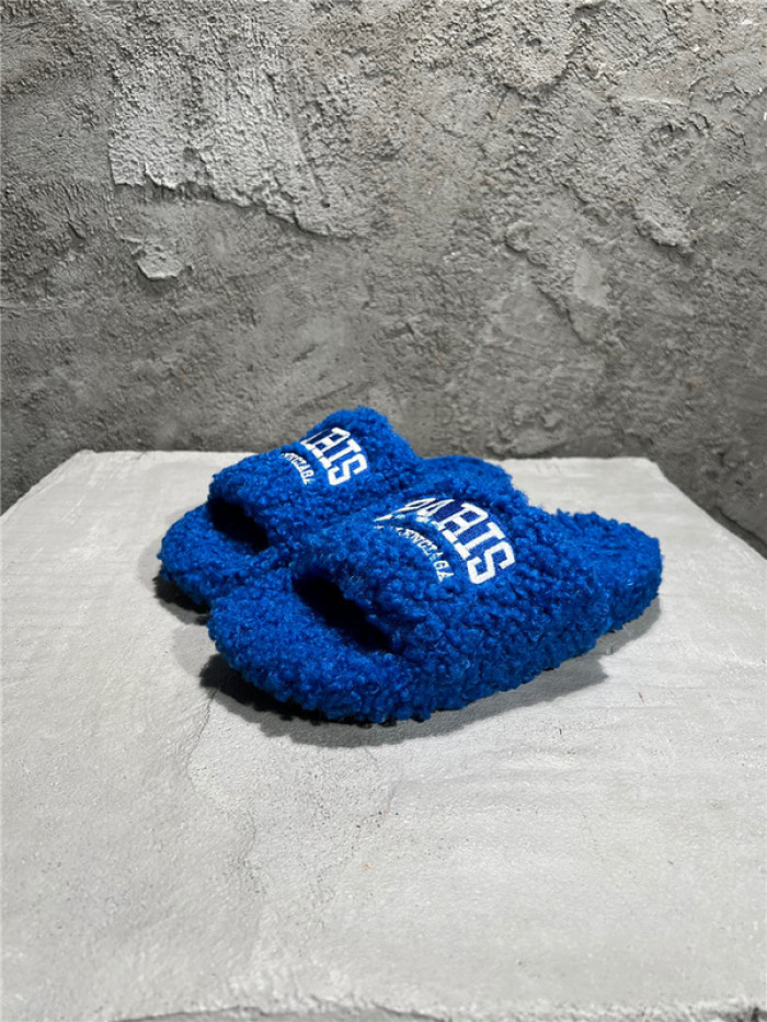 BLCG SLIPPERS