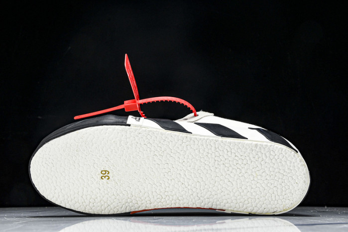 OF X  c/o Virgil Abloh Vulc Low Top 070901