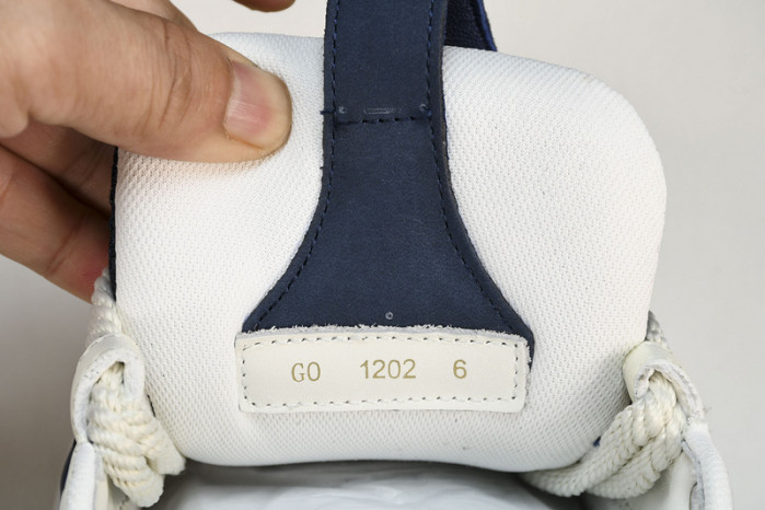 LV SNEAKER LOW  80401