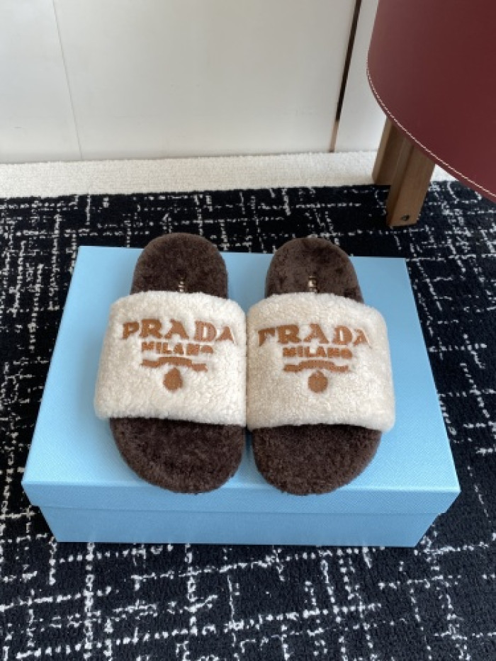 PRA*DA  SLIPPERS