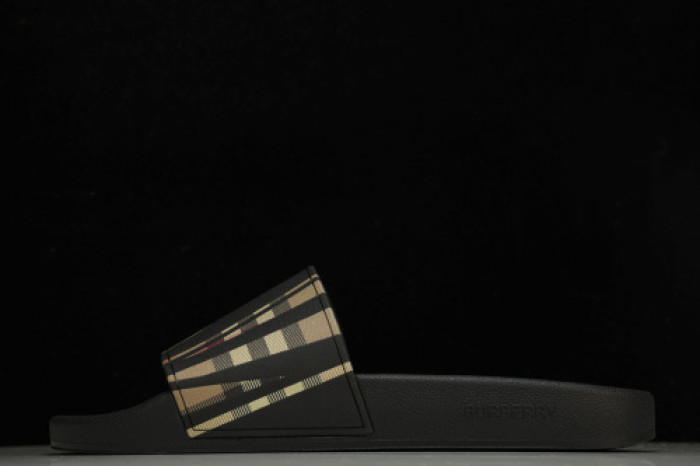 BURBERRY Slide