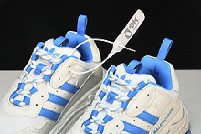 Adids x BLCG Triple W2RB1-0562