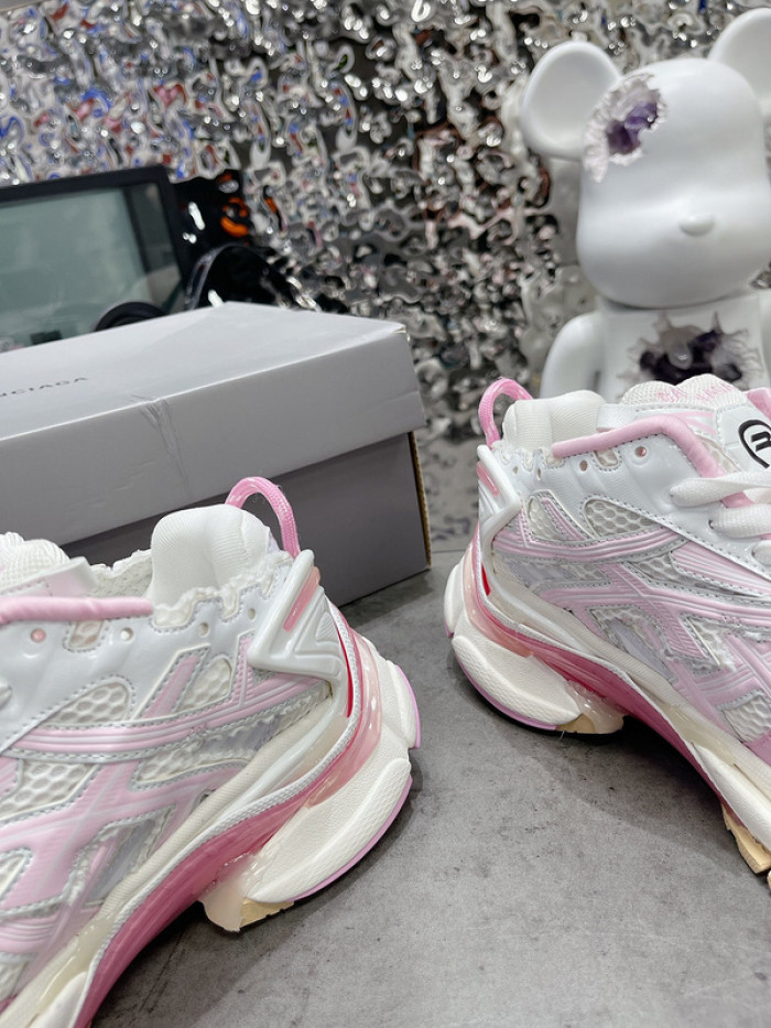 BLCG RUNNER    082701