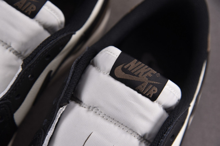 Air Jordan 1 Retro Low OG Mocha  CZ0790-102