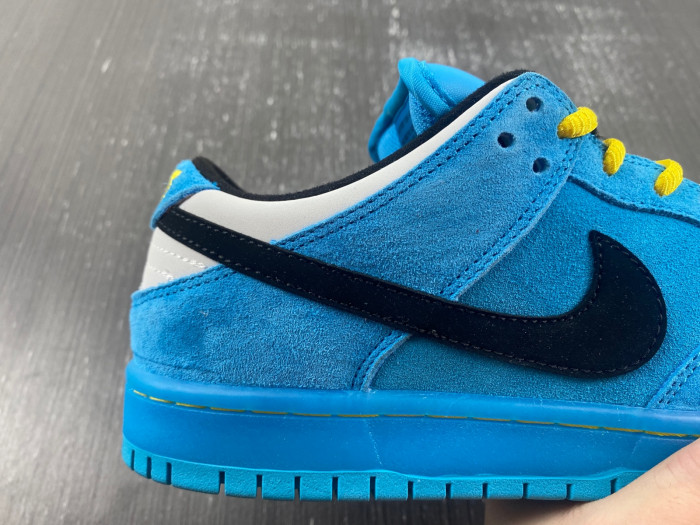 The Powerpuff Girls x Nike SB Dunk Low “Buttercup”  FZ8319-300