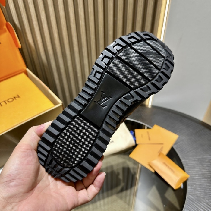 LV SNEAKER Run Away  FOR-LV369