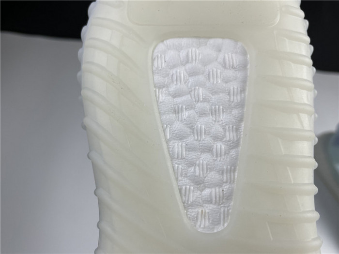 Adidas Yeezy Boost 350 V2 