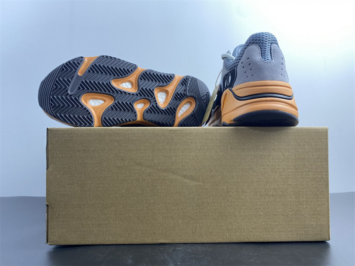 Adidas Yeezy Boost 700 GW0296