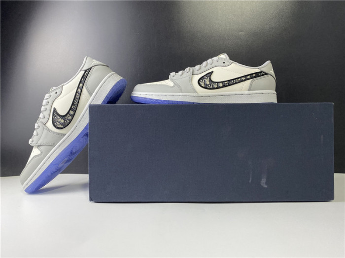 Air Jordan 1 Low X D10R 553668-998