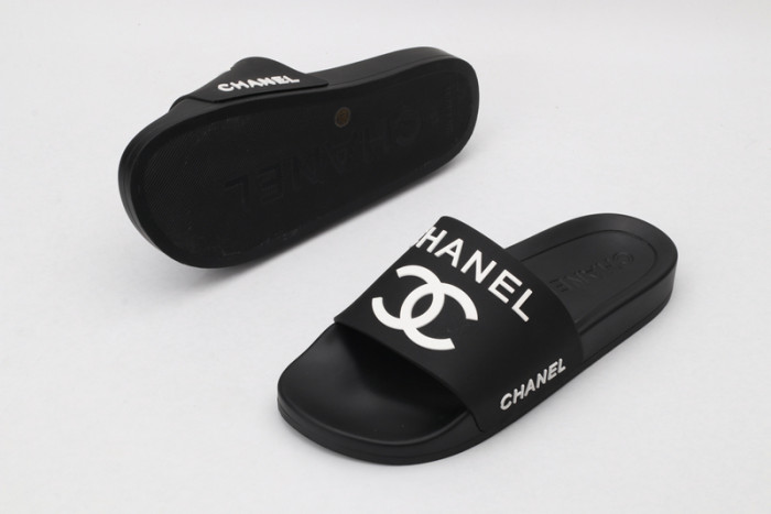 CH*NEL SLIPPERS