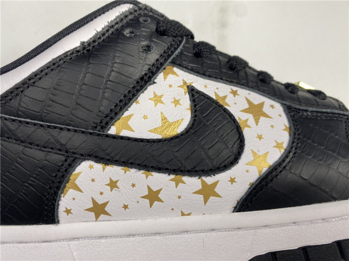 Nike SB Dunk Low Supreme Stars Black (2021)  DH3228-102
