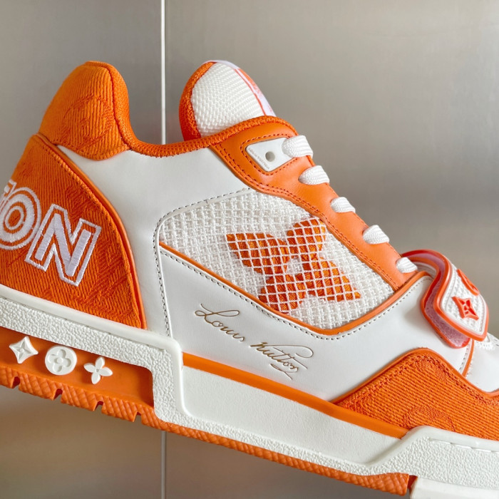 LV SNEAKER LOW  121302