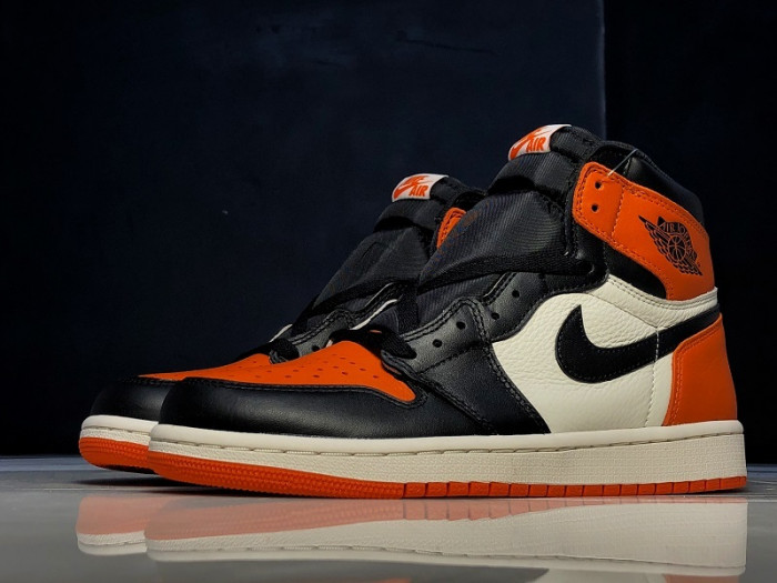 Jordan 1 Retro Shattered Backboard  555088-005